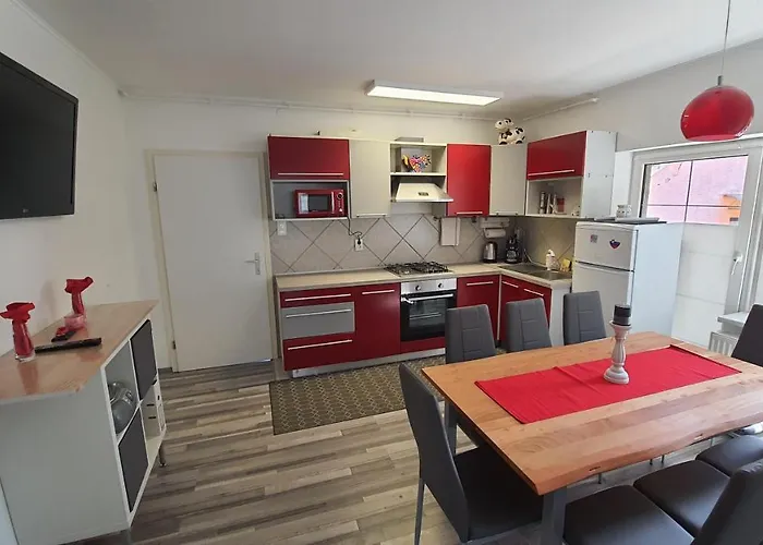 Apartma4us Διαμέρισμα Μαριμπόρ